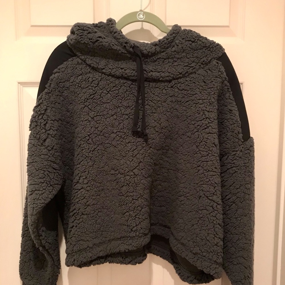 🎉 ZELLA Shearling Hooded Pullover Gray